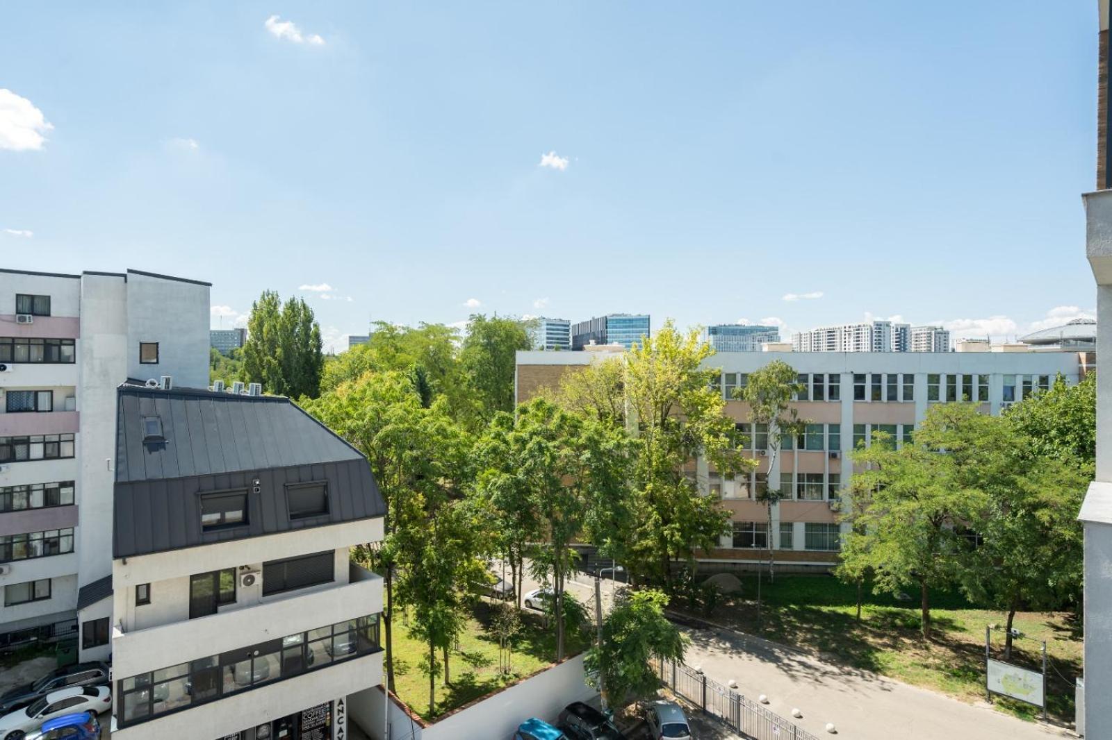 A Home Away - Politehnica Park Бухарест Экстерьер фото